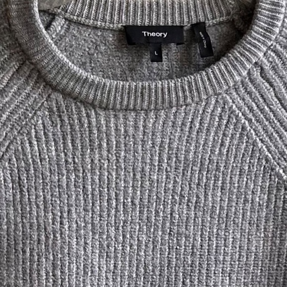 Theory 100% Merino Wool Crew Neck Sweater L - Picture 2 of 5